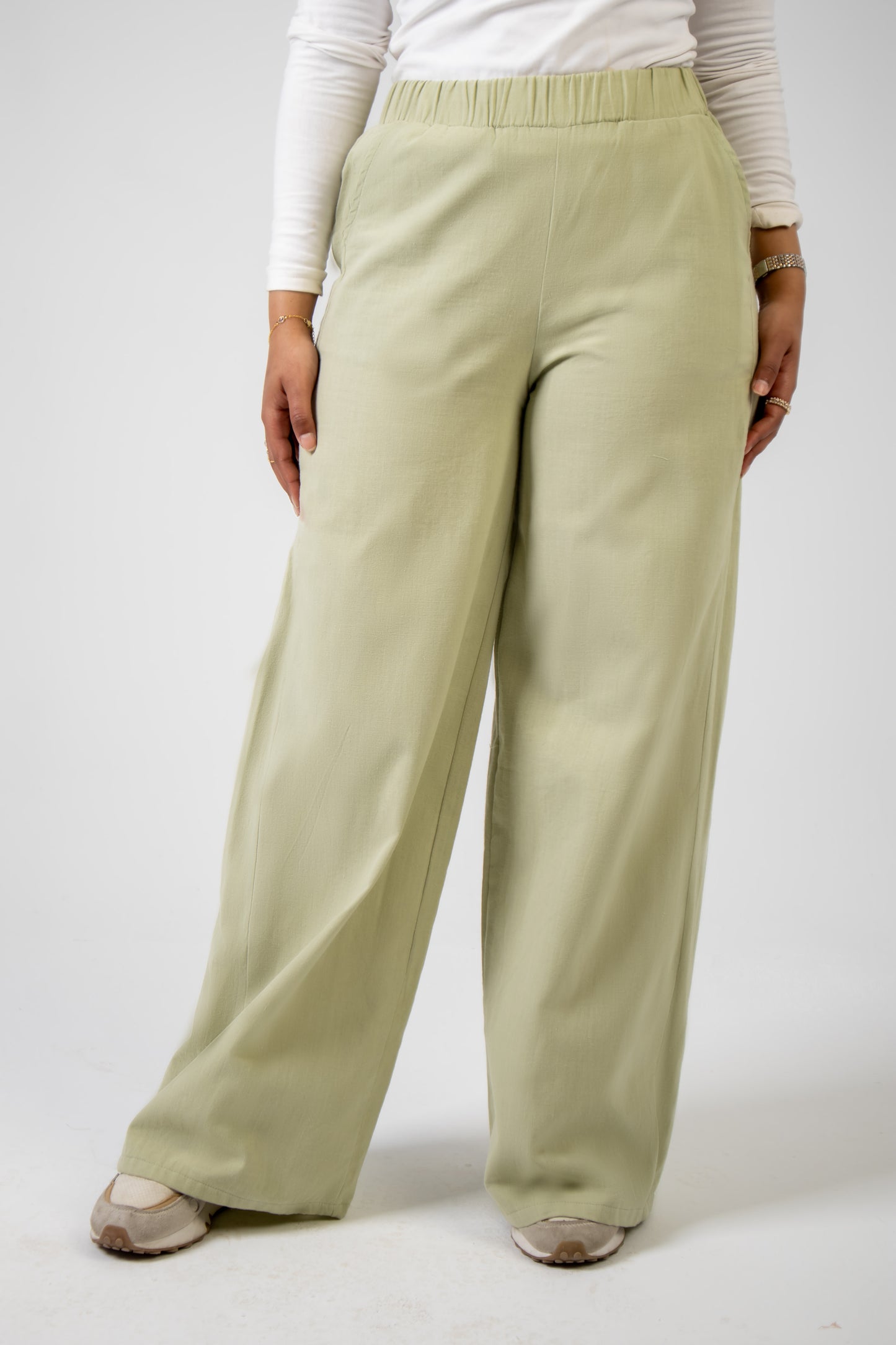 The Flow Wide-Leg Pants
