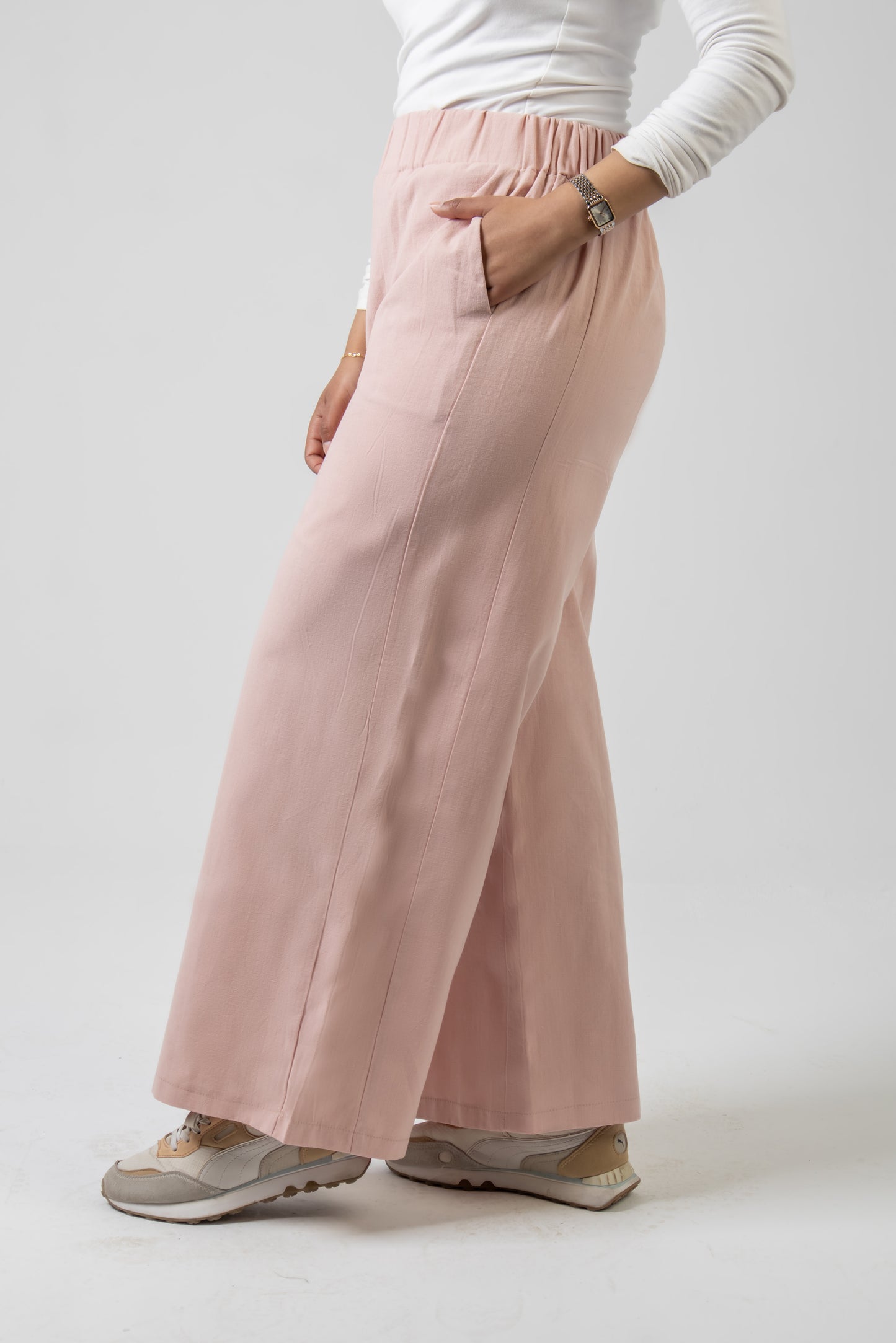 The Flow Wide-Leg Pants