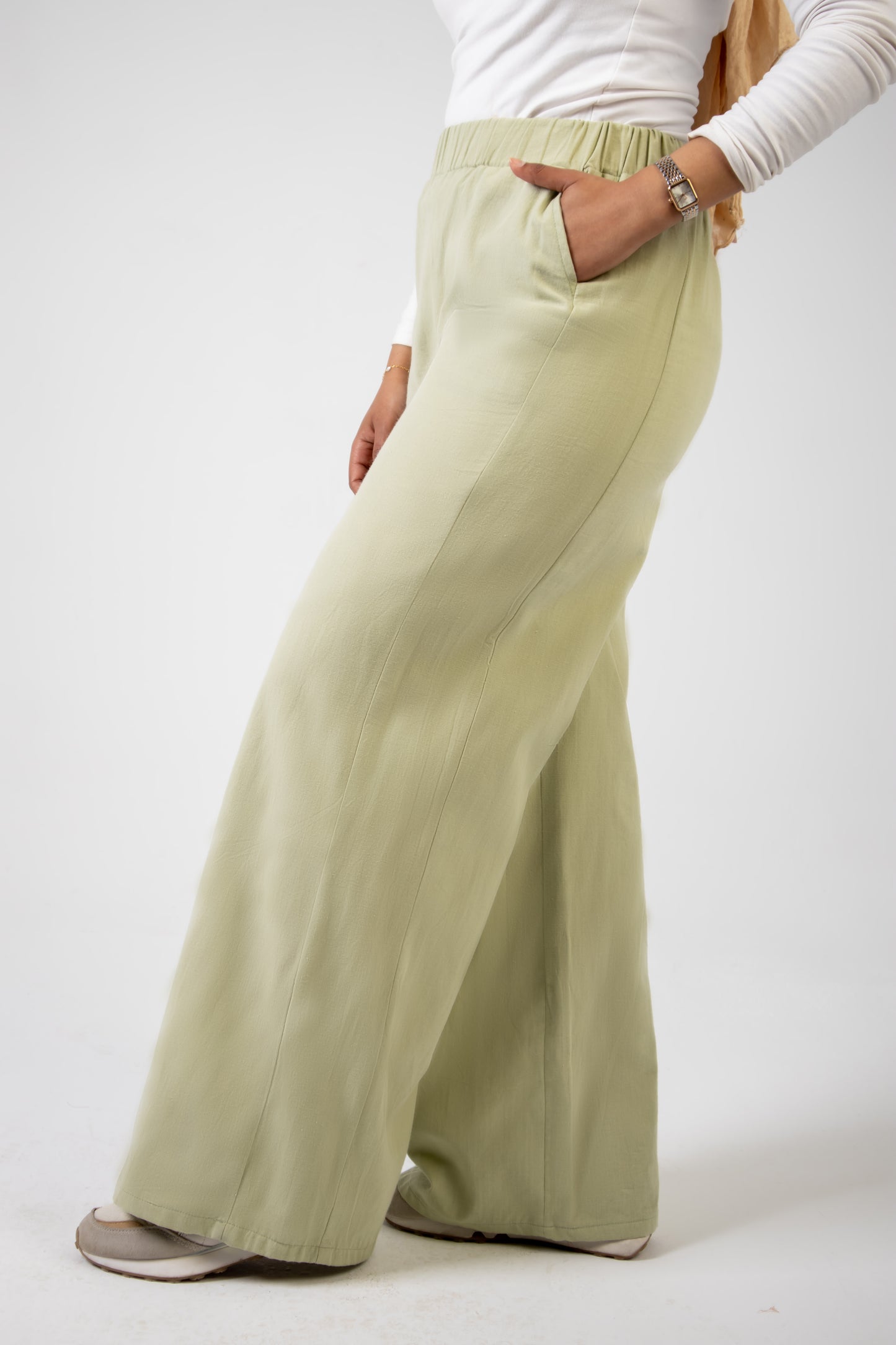 The Flow Wide-Leg Pants