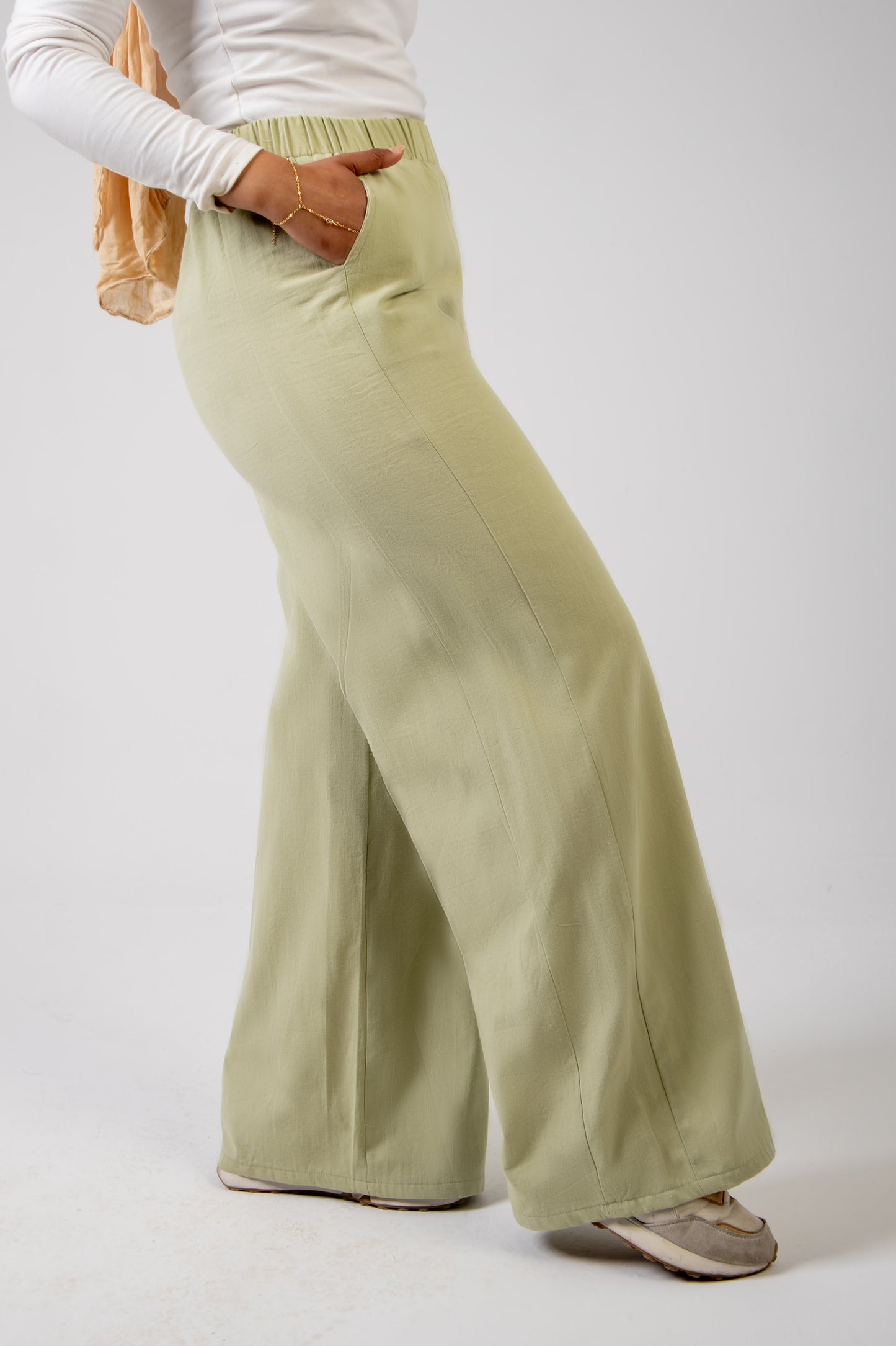 The Flow Wide-Leg Pants